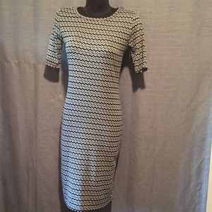 ♥️$14 Lularoe designer black & white dress. Sz.XS